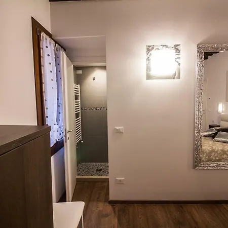 Silver Suite-3